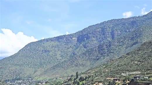 Bhutan Airlines A319 making Approach towards Paro Airport Bhutan (720P 60FPS)