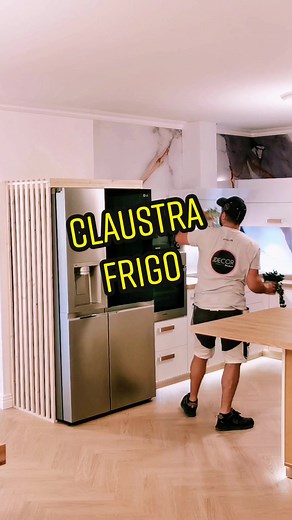 Idée DIY pour habiller un frigo en bois