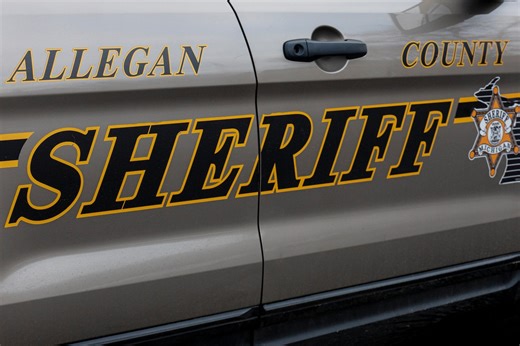 Man killed, woman injured in Allegan County crash
