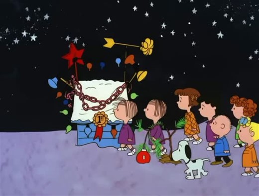Peanuts By Schulz on Instagram: "MERRY CHRISTMAS 🎄🎅🏼 #peanutsclips #snoopy #christmas"
