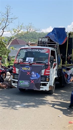 Sound system st pro audio 4 sub f118 karnaval kampak 2025