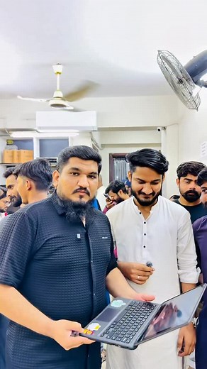 117 reactions · 18 comments | Dell Chromebook 3100 Touch 360 4GB Ram 32GB Rom 2029 Update Playstore Supported 14000/- Only ✅ Location Office # 904 United Center Saddar Karachi  (0318 84 000 38) #Laptop #LaptopWale #laptopwala #HP #Dell #Lenovo #BusinessLaptop #Trending #Viral #Views #MillionAudition #Subscribe #dell #hp | Laptop Wale | Facebook