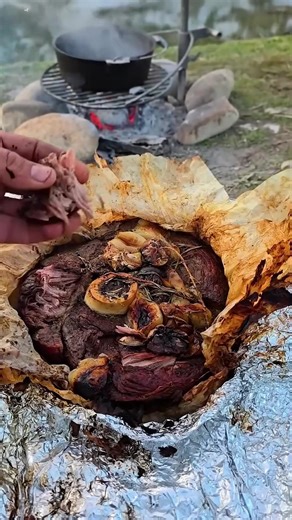 Grilled beef shank cheese sausage pizza juicy grilled ribs. #deliciousfood #yummy #recipe #cook #outdoors