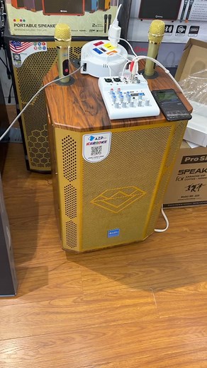 2.2K views · 4 comments | mixer E4 mini | Mạnh Tiến - micthuamgiabuon.vn | Facebook