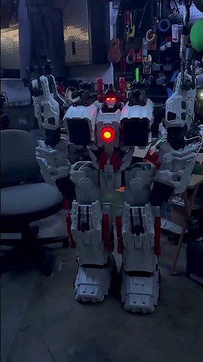 The biggest and baddest Metroplex #transformers #metroplex #autobots #deception