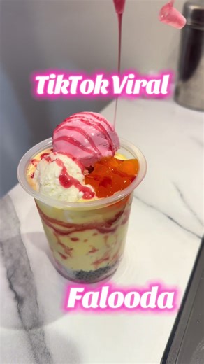TikTok viral bhako falooda… try garnu bhayeko chaina bhane you're missing out 😉🍨 Falooda ta mitho matrai hoina… more than 3–4 hours ko mehnat ra love cha 🍨 #TheFaloodaPoint #TikTokViral #falooda #kathmandufood #faloodainkathmandu