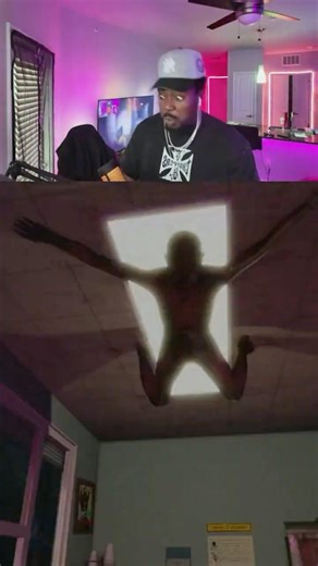 bro the NPC is actually possessed #scaryshawarmakiosk #shorts