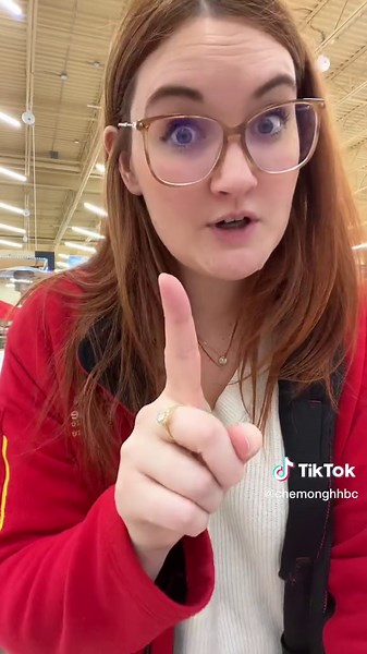 #greenscreen i absolutely love yhid simplistic design. Its so easy to build & install! Drop a ❤️ if you LOVE this easy DIY project! #chemonghhbc #homehardware #fyp #foryou #homehardwarebuildingcentre #peterboroughontario #buildingmaterialsupplier #buildingmaterialstore #gardenhose #gardenhosestorage #diy #spring #garden #hose #outdoor #buildityourself