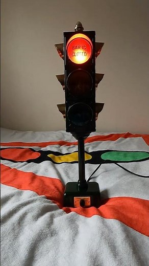 1960's Japanese Traffic Light Bar Lamp Unboxing - B&B