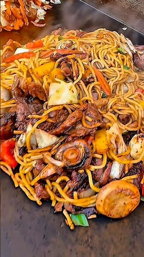 Seared meat and crispy Yakisoba noodles 🍜 griddle style #griddle #shorts #recipe