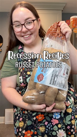 $6 for 10 lbs of potatoes? Here’s how I turned it into freezer-friendly sides to stretch our budget. From hashbrowns to scalloped potatoes—every penny counts in a recession. 🥔💰 #FrugalMeals #RecessionRecipes #BudgetCooking #MealPrepOnABudget #FreezerMeals #FrugalLiving #RecessionProofMeals #PotatoRecipes #StretchYourBudget #GroceryHacks #PantryCooking #SaveMoneyTips #MealPrepIdeas #HomeCooking #FeedYourFamily #FoodPrepHacks #PantryStaples #VoteWithYourDollar #BudgetMeals #SustainableLiving #Ki