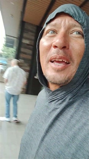 PEEP THE ONLINE HAWAIIAN RADIO STATIONS...