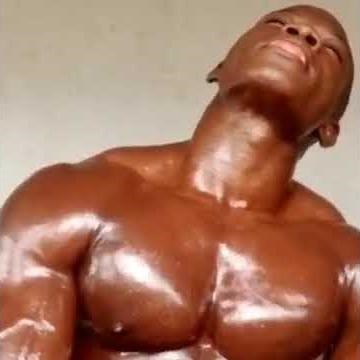 Good morning oil pecs bounce #muscle #flex #hot hot muscle display by Africa Natural Muscle god
