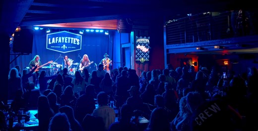 That’s how you start 2026! ♥️🤘 Lafayette's Music Room | Seeing Red