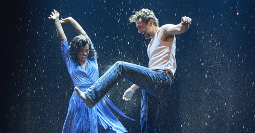 Video: Alysha Deslorieux Performs 'My Days' From The Notebook Tour