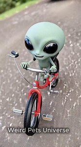 “Alien Pet Rides a Bicycle for the FIRST Time! 👽🚴‍♂️✨ You Have to See This!”