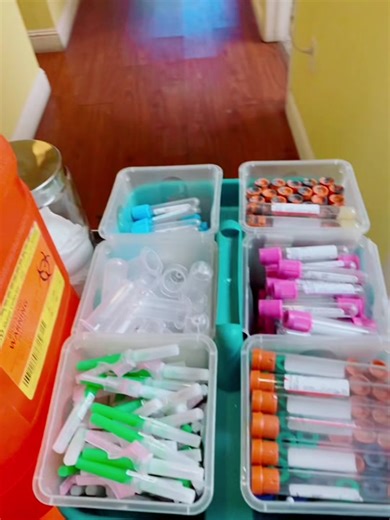 #phlebotomy #phlebotomistlife #phlebotomist #phlebotomystudent #medtech #medtechstudent #medtechlife #labtechnician #labtech