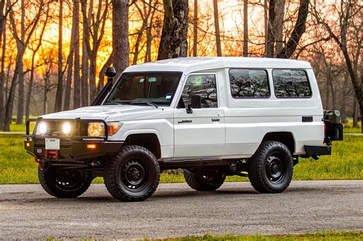 78-Series-Bodied 1987 Toyota Land Cruiser HJ75