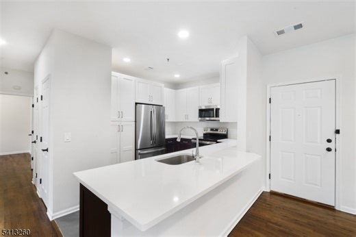 50 Maple Ave #214, Springfield Twp., NJ 07081 - MLS 4011499 - Coldwell Banker