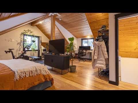 3697 Blewett Road | Nelson, BC| Nelson & Kootenay Homes For Sale www.LauraSalmon.con