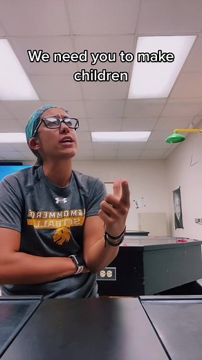 Understanding the Role of a Physicsteacher