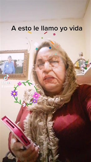 6.2K views · 54 reactions | #gloriarostro #viraltiktokr2023 #viraltiktok #comedy #release2023 #comedia #DUOS #fly #vidareal #releasestress #release2023 #virales #viral #feliz #BendicionesParaTodos #flying#pablourzua #regalos #reels #Redes #vidareal #reels #fouryou #fouryoupage #foryourpage #food #familia #humor #risas #quefoca #Lachica #facebookreels | Gloria Rostro Ponce | Facebook