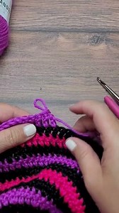 Front Loop vs Back Loop in crochet.