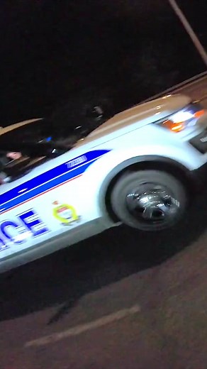 He ditched the motorcycles and ran after someone else 💀 part 1 (via Bencheee/yt) #bikers #cops #bikesvscops #motorcycle #motovlog