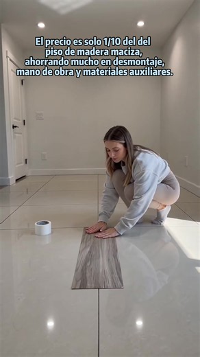 Piso autoadhesivo cambia el ambiente de tu casa con un simple y sencillo paso con este piso tipo duela de calidad y resistentes #piso #pvc #duela #madera #autoadesivo