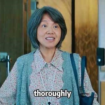 The hundred-year-old lady successfully restored an eighty-year-old dress.#shorts #movie