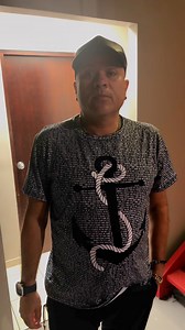 18K views · 356 reactions | Oficialmente arrancamos el año en #ElRemix y deseamos muchas salud, prosperidad y sobretodo; muchaa risas en este 2025❤️ | El Remix | Facebook