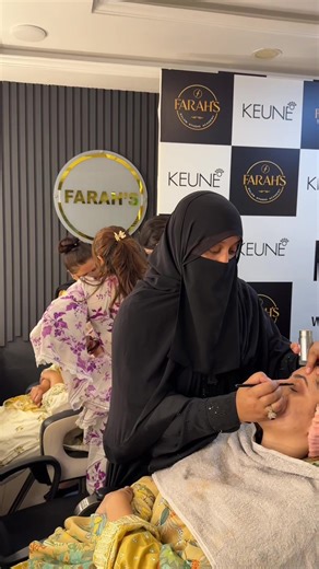 3-Month Makeup Course Practice Session