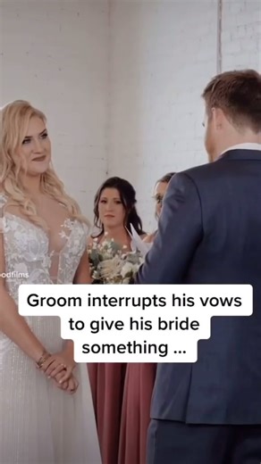 The Bride Ashlee is the biggest Bachelor fan so this was perfect! via @wildwoodfilms #foreverandalwaysweddings #bride #wedding #foreverandalwaysboutique #love #weddingceremony #bachelor #finalrose | Forever and Always Weddings