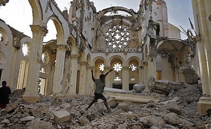 Em 2010, terremoto de magnitude similar matou mais de 200 mil pessoas no Haiti | CNN Brasil