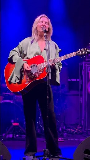 The BEST Live performance of “It’s You” you’ll ever see 👀