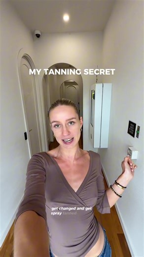 Ready to get your glow on? Book your next spray tan via the Tanned Co app! #tanningsalon #sydneyspraytan #automatedspraytan #spraytan #faketan