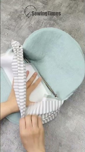 Corduroy Sling Bag Tutorial #sewingtimes https://youtu.be/1EhgxYxEV4k #bag