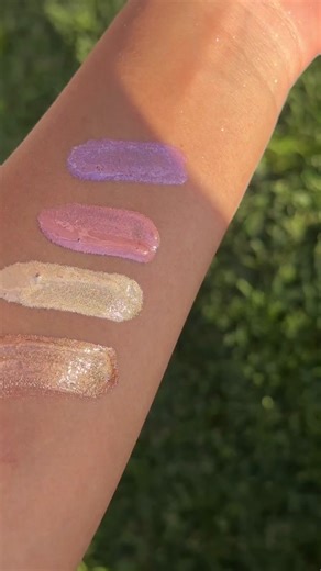 Light Lock Highlighter Fluid for a Radiant Glow