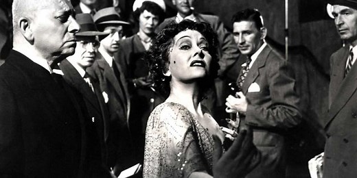 The Meaning Behind the Final Close-Up in 'Sunset Boulevard'