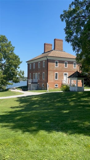 Visit Historic London Town & Gardens, a “lost” colonial town and garden sanctuary on the South River. Minutes away from Annapolis! #historiclondontown #18thcentury #publicgarden | Historic London Town and Gardens