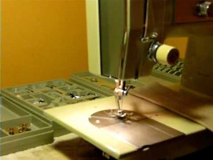 AWESOME VINTAGE KENMORE MODEL 1601 SEWING MACHINE