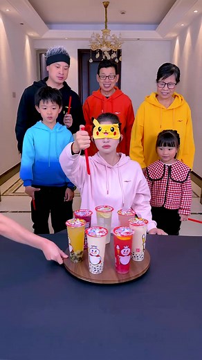 4.3M views · 10K reactions | Drinking milk tea challenge, so fun, save it for later!!! #funnyreels #fbreelsfyp #viralreels #fbreelsfypシ゚viralシ #reelschallenge #fb #viralreels #changshaffm #changshafamilyfunmedia #am549 #changsha #family #familytime #Funny #PartyGameChallenge #DoYouChallenge #oman #uae #dubai #usa #newyork #uk #spain #europe #Egypt #world #africa #asia #japan #korean #usareels | Changsha Family Fun Media | Facebook
