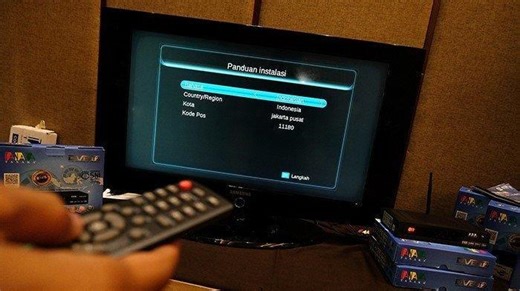 Begini Cara Pasang Set Top Box ke TV Tabung dan LED, Merek Matrix, Tanaka, Advan hingga Polytron - Tribunsumsel.com
