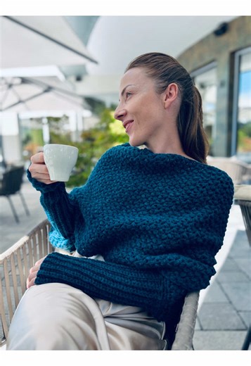 All patterns are on my website (link in bio) Spring crochet layers you can start now and actually wear this season. Light, cozy, and perfect for that in-between weather when winter is almost over but spring isn’t fully here yet. Save this for your next make 🤍 #crochet #crochetersoftiktok #crochetpattern