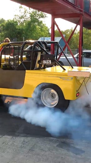 Fast Yellow Jeep