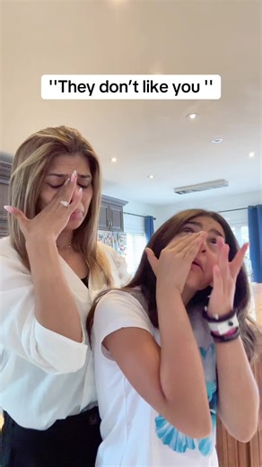 Sistersfuntube Family on TikTok