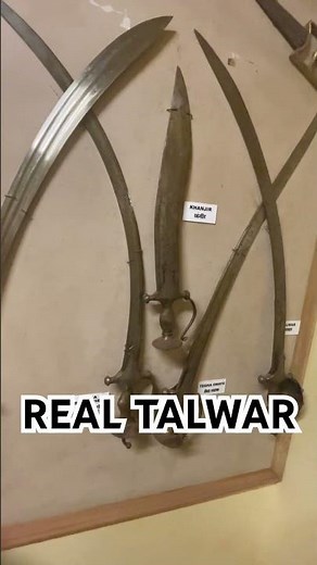 Ancient Indian Swords & Daggers: Talwar, Shamsheer, and Khanjir Display
