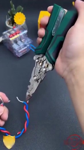 ⚡ Electrician’s Multi-Functional Wire Stripper – Precision, Power & Safety in One Tool! 🔧🔋 🔪 All-In-One Stripping & Cutting → Easily strip, cut, and split cables with clean precision 🔦 Built-In Voltage Tester → Quickly check live wires for safer, smarter electrical work 🔧 Foldable Compact Design → Portable and convenient for on-the-go repairs 💪 Durable Construction → Engineered for electricians, DIYers, and daily household maintenance “Great tool for quick jobs! The voltage tester and fold