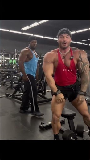 “Want 3D shoulders? Start doing this TODAY.” Short creat by ‪@jeremybuendia‬ #gymreels#hype