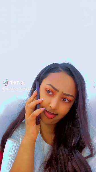 Amarinya Albekim: 웃기는 상황들